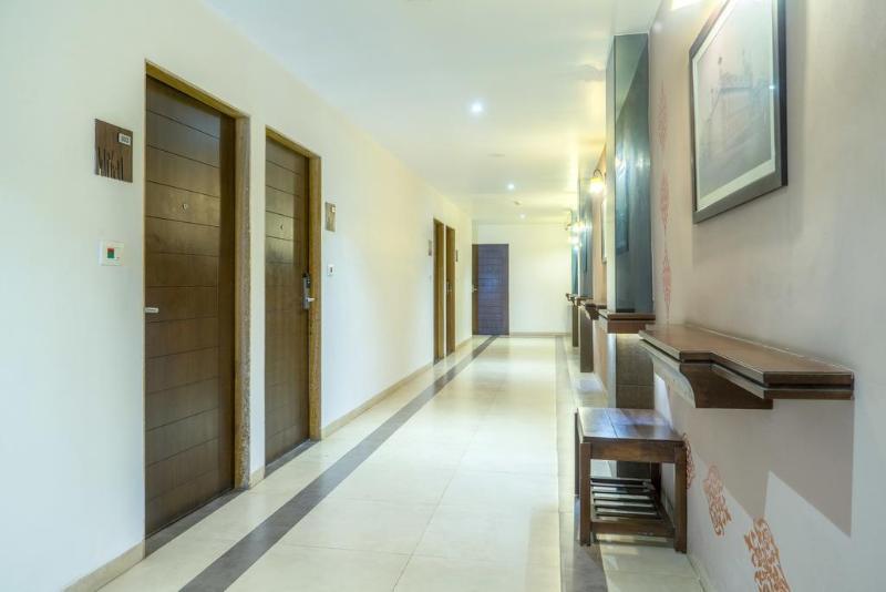 Hotel Casa, Вадодара Екстериор снимка