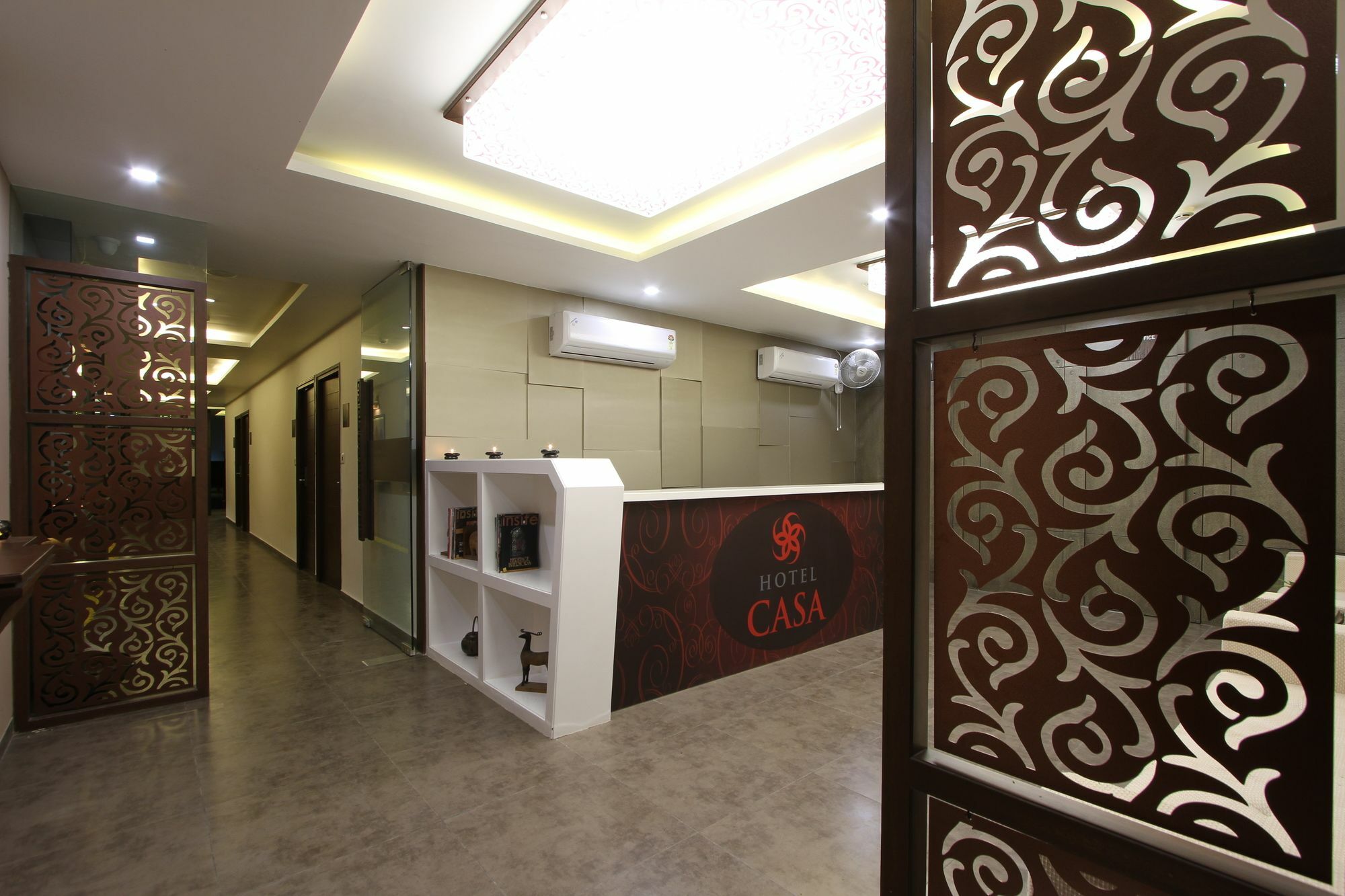 Hotel Casa, Вадодара Екстериор снимка